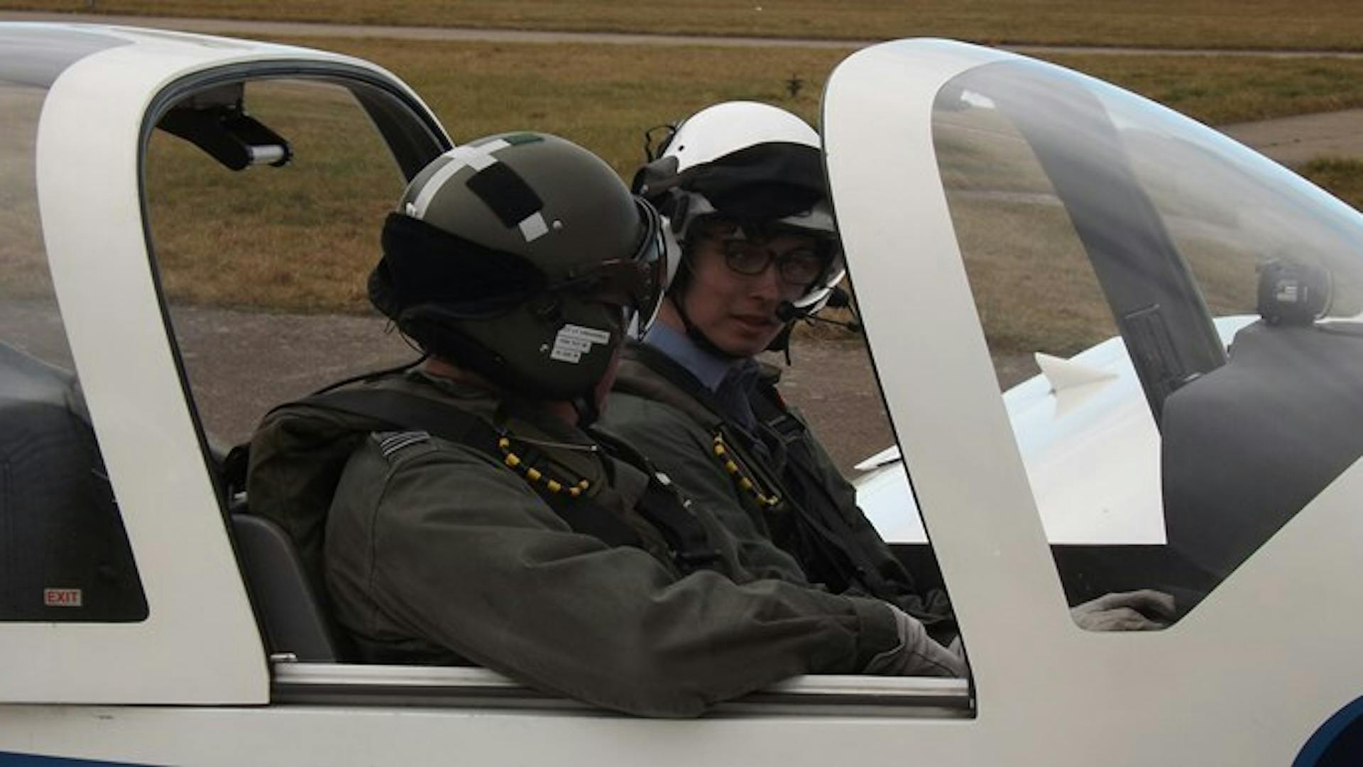 Connor in the aircraft chatting with the pilot small 1
